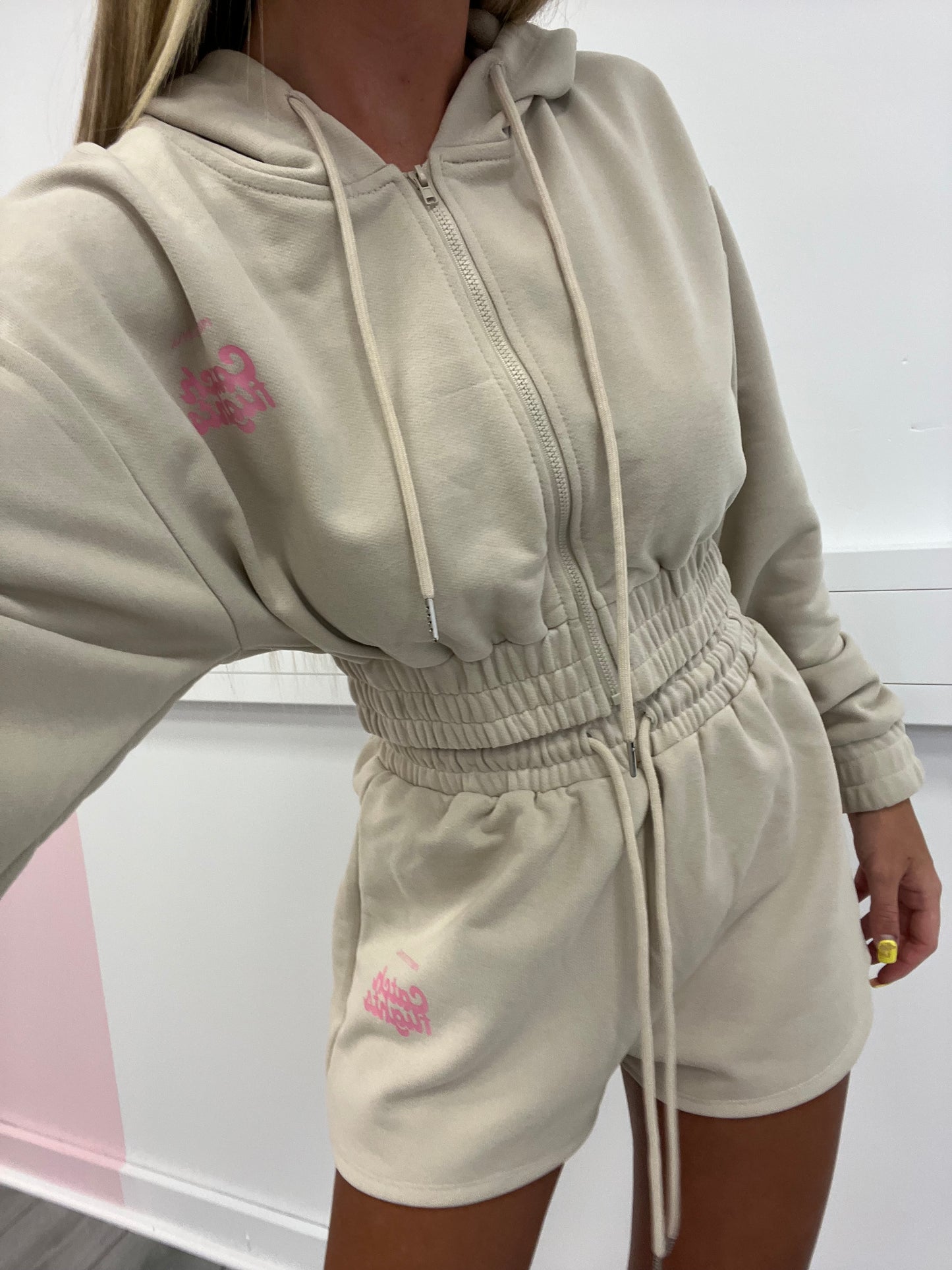 Catch flights shorts beige