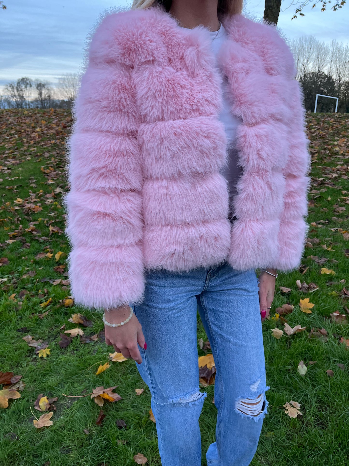 Luxury pink 3/4 sleeve faux fur coat