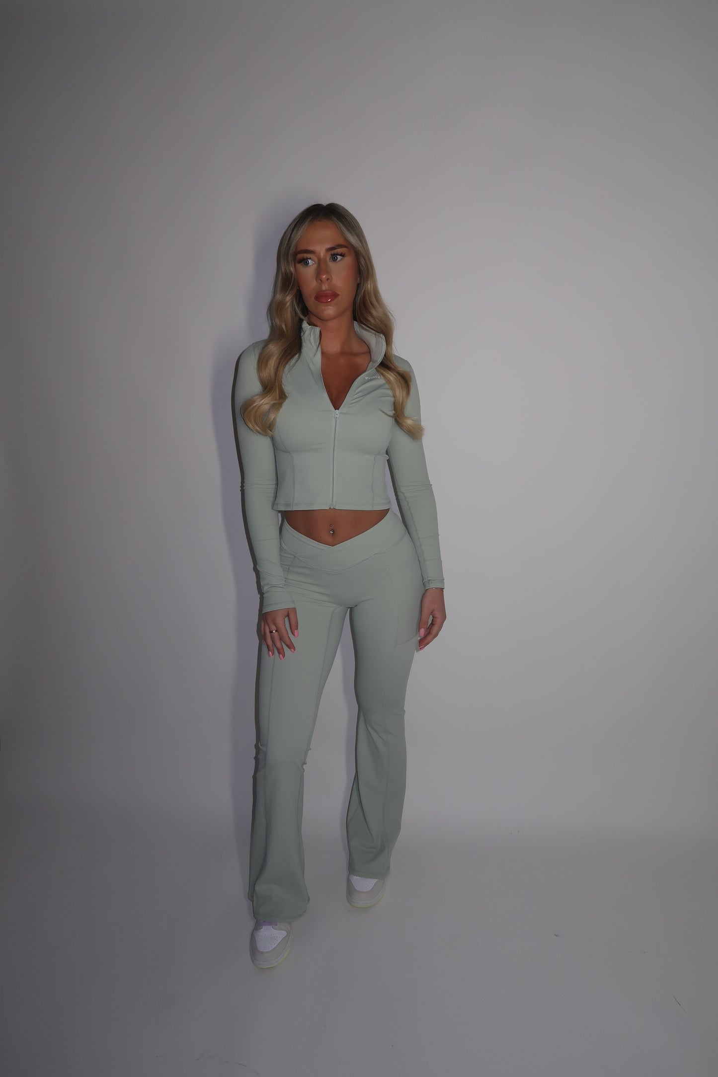 PRE-ORDER GYM GIRL ERA EXCLUSIVE Sage Sculpt V waist flared bottoms