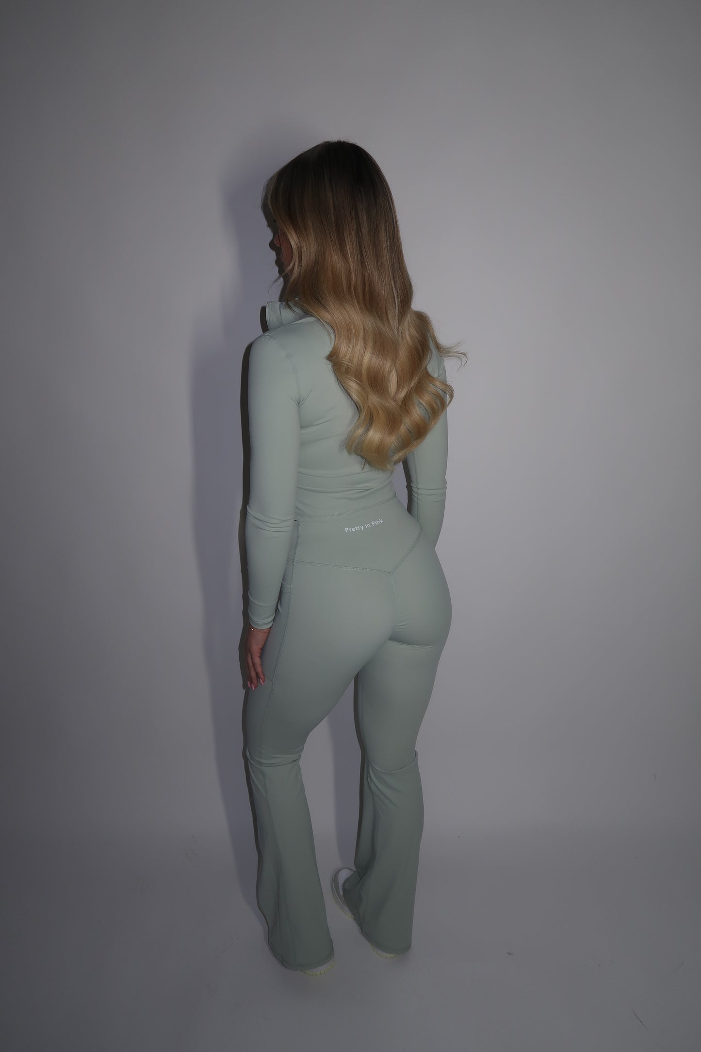 PRE-ORDER GYM GIRL ERA EXCLUSIVE Sage Sculpt V waist flared bottoms