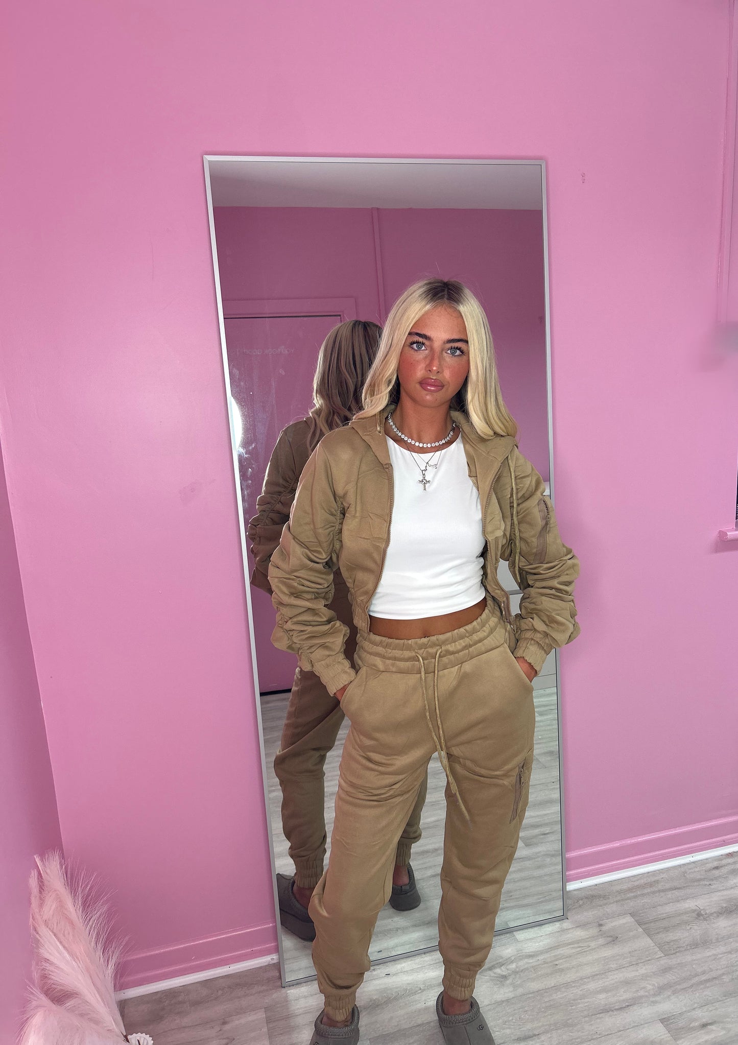 Taupe ruched sleeve tracksuit