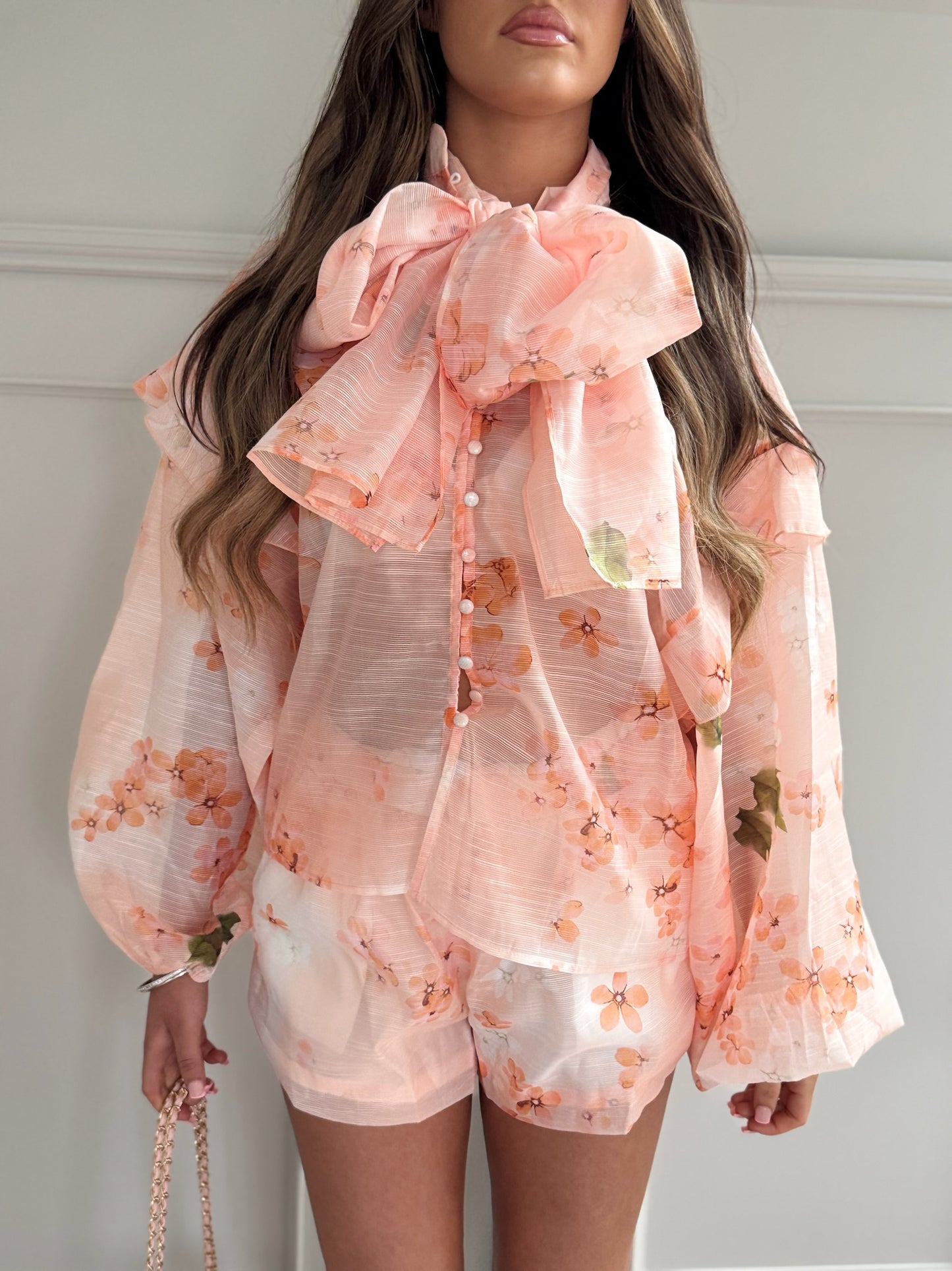 Floral Print Blouse And Shorts Set With Neckerchief