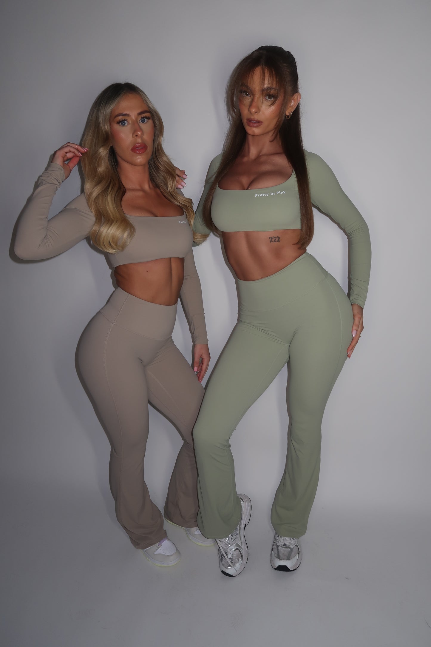 GYM GIRL ERA EXCLUSIVE Olive Sculpt square neck top
