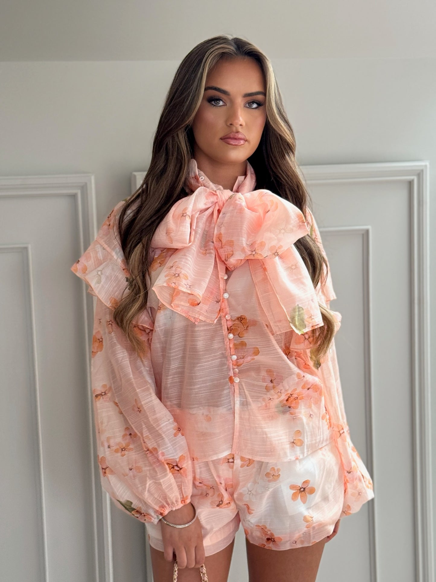 Floral Print Blouse And Shorts Set With Neckerchief