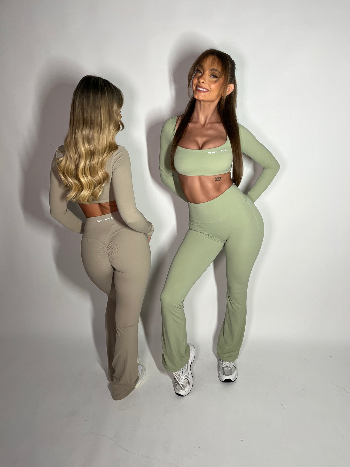GYM GIRL ERA EXCLUSIVE Olive Sculpt square neck top