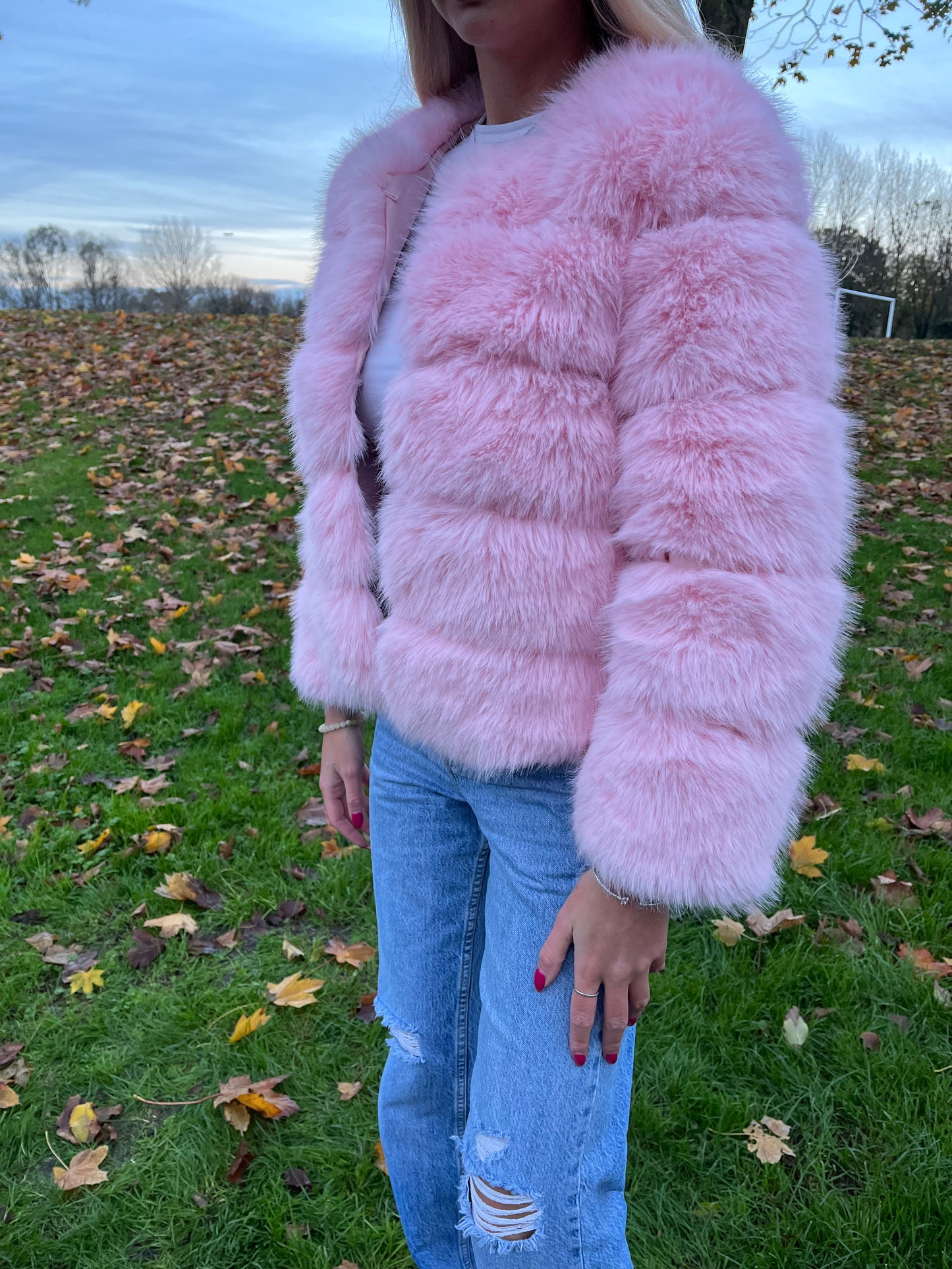 Luxury pink 3/4 sleeve faux fur coat