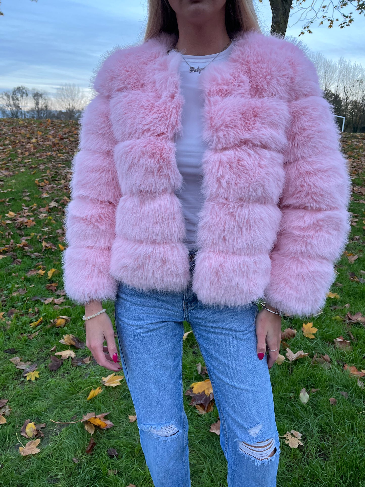 Luxury pink 3/4 sleeve faux fur coat